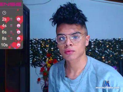 mr10inches1 cam4 straight performer from United States of America  