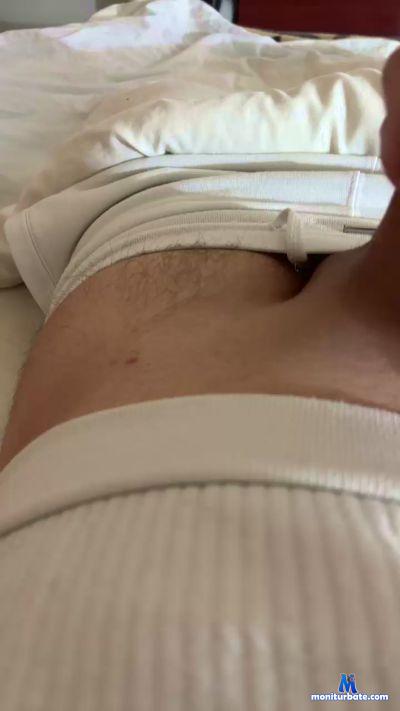 mktravieso cam4 bisexual performer from Kingdom of Spain  