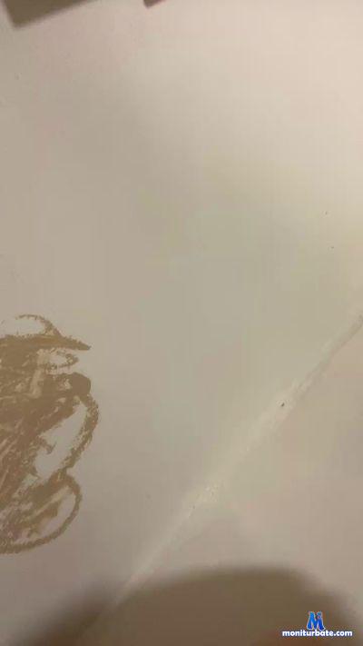 garoto19sex cam4 bisexual performer from Federative Republic of Brazil  