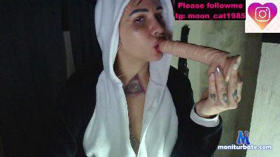 moon_cat85 cam4 bicurious performer from Republic of Colombia ass pussy blowjob pee AssToMouth squirt 