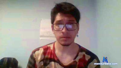 ToniSasha cam4 straight performer from Republic of Italy dancing latino hetero reggaeton cum girls 