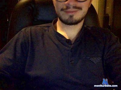 ettore20 cam4 straight performer from Republic of Italy straight young cum 