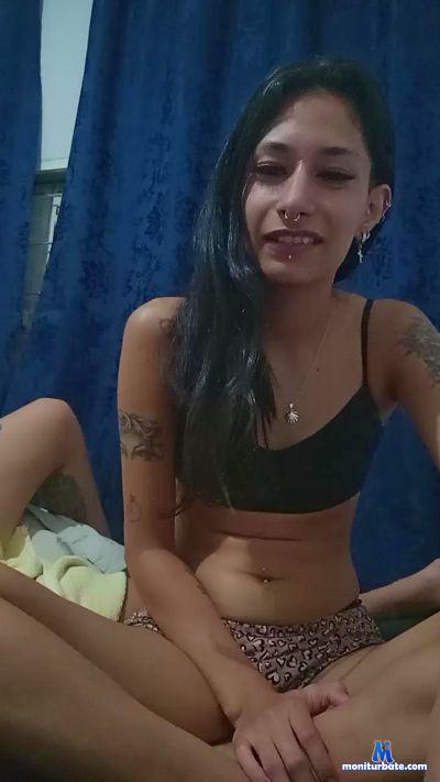 D4ny_bee cam4 bisexual performer from Federative Republic of Brazil  
