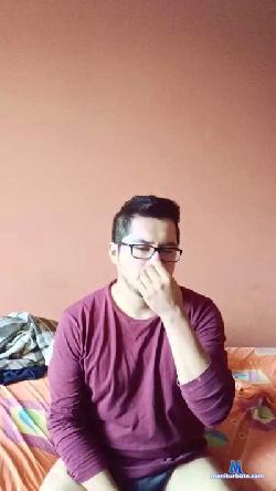 Gonzal0_05 cam4 live cam performer profile
