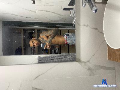 ChristopherCBT_ cam4 gay performer from United States of America  
