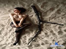 LittleDevil66 cam4 live cam performer profile