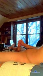 HungWboy34 cam4 livecam show performer room profile