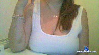 luellax2 cam4 straight performer from United Kingdom of Great Britain & Northern Ireland  