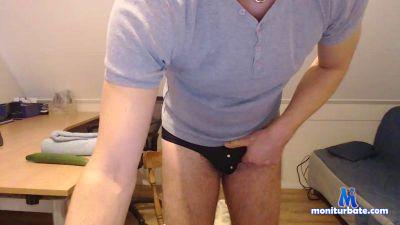 HornyBottomToy cam4 bicurious performer from Kingdom of the Netherlands bdsm anal cock submissive rollthedice 