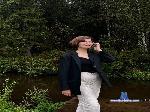 ElvinaBrainard cam4 livecam show performer room profile