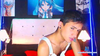 alejo_hotboy_18 cam4 bisexual performer from Republic of Colombia cum dance 