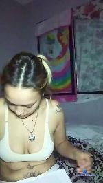 lupita133 cam4 livecam show performer room profile