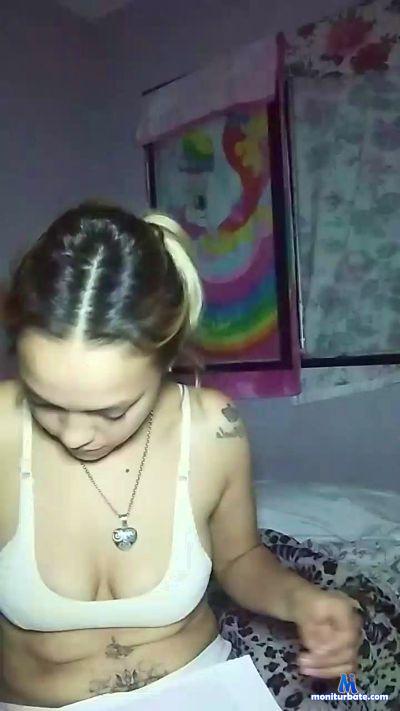 lupita133 cam4 straight performer from Argentine Republic  