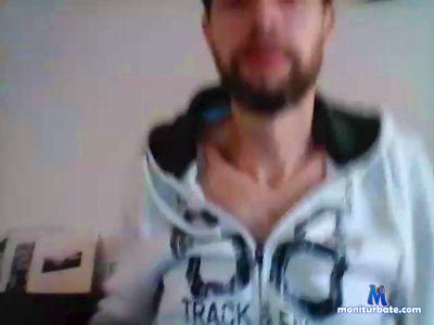 djh0973 cam4 bisexual performer from United Kingdom of Great Britain & Northern Ireland  