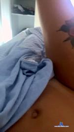 Signorina01 cam4 livecam show performer room profile