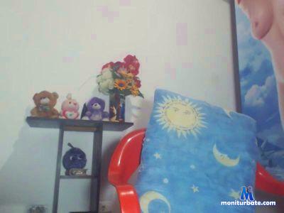 SamanthaBarrios cam4 bicurious performer from Republic of Colombia  