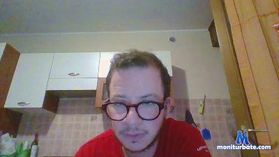 bobbolo3 cam4 straight performer from Republic of Italy smoke masturbation C2C cute amateur 
