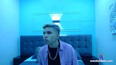 Angelo_230 cam4 bisexual performer from United States of America new big young latin rollthedice 