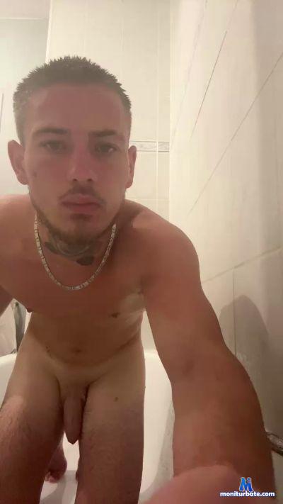 toto2555 cam4 straight performer from French Republic  