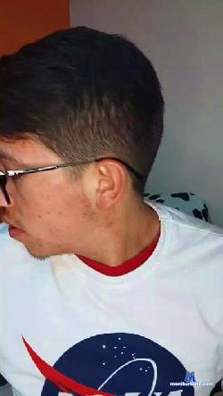 Juanfelipe18 cam4 live cam performer profile