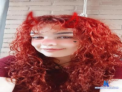 sabrinita2003 cam4 bisexual performer from Kingdom of Spain preguntas hablar schoolgirl gamer cute 