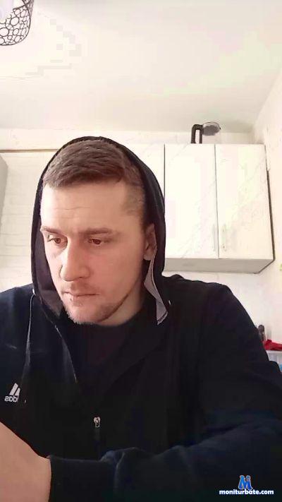 Tomaehle18 cam4 bicurious performer from Federal Republic of Germany  