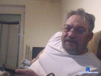 edu2001 cam4 straight performer from Federal Republic of Germany  
