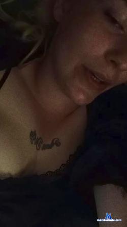 petitefemme1 cam4 live cam performer profile