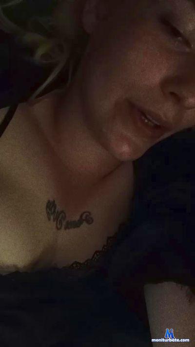 petitefemme1 cam4 straight performer from French Republic  