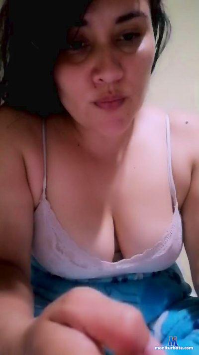viky692 cam4 bisexual performer from Republic of Colombia  