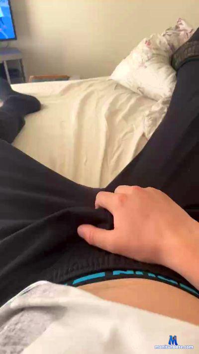 dany1400 cam4 gay performer from Swiss Confederation  