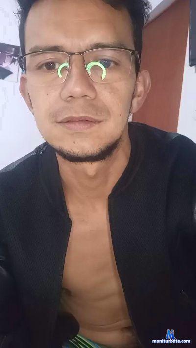 Yose1991 cam4 straight performer from Republic of Colombia  