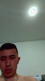 Davidrr64 cam4 livecam show performer room profile