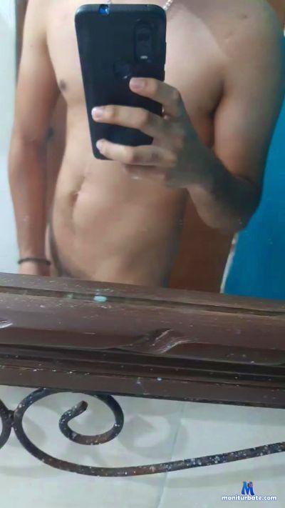andresu cam4 bisexual performer from United Mexican States  