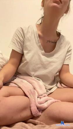 Bebecmoi cam4 live cam performer profile