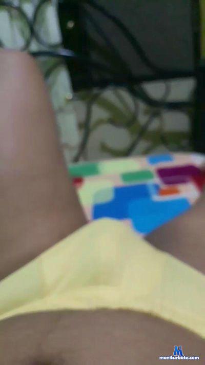 steveen0405 cam4 bisexual performer from Republic of Ecuador  