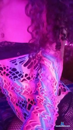 girlerotic4 cam4 live cam performer profile