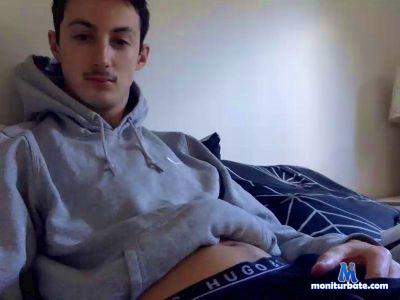 bottomtwin1 cam4 gay performer from French Republic rollthedice 