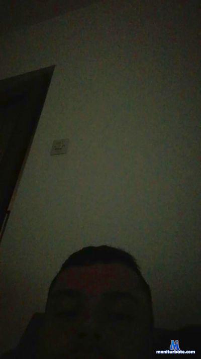 dickelover90 cam4 gay performer from Republic of Croatia  