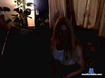 alisiahot cam4 bicurious performer from Kingdom of the Netherlands  