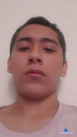 Pijonnn cam4 live cam performer profile