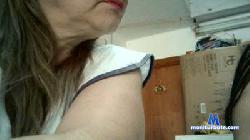 hotfarina cam4 live cam performer profile