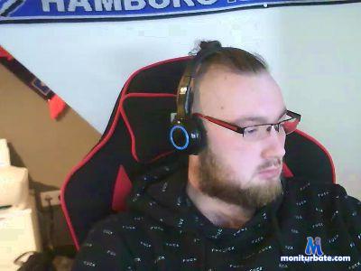 lumpiw94 cam4 straight performer from Federal Republic of Germany abwichsen big cock skype 