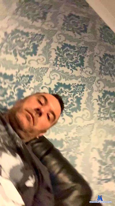 plymouthlad5 cam4 unknown performer from United Kingdom of Great Britain & Northern Ireland  
