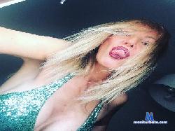ShowbanLaMilf cam4 live cam performer profile