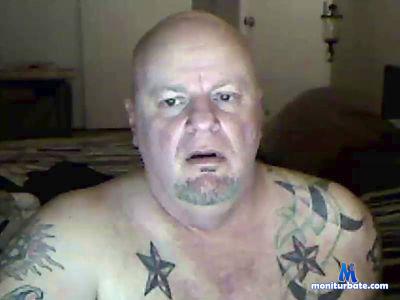 rocatwithjoc cam4 gay performer from United States of America  