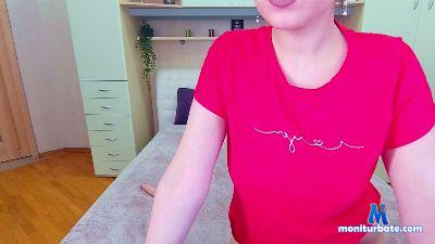 scarlett69_hot1 cam4 bisexual performer from Federative Republic of Brazil  