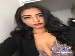 Isis_babygirl cam4 live cam performer profile