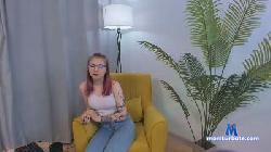QuennaAle cam4 live cam performer profile