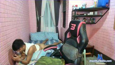 junjunonthebeat cam4 gay performer from Republic of the Philippines  